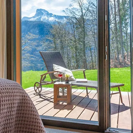 Am - Your Austrian モントゼー