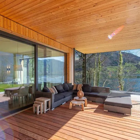 Am - Your Austrian モントゼー