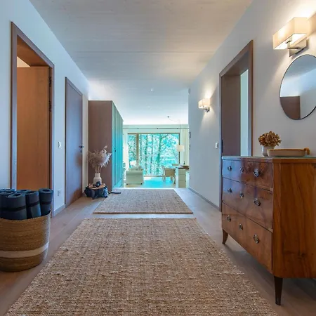 Am - Your Austrian *