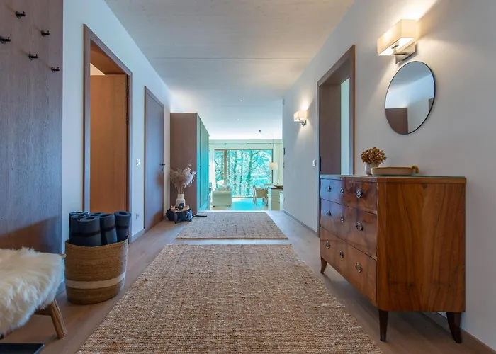 Am - Your Austrian *